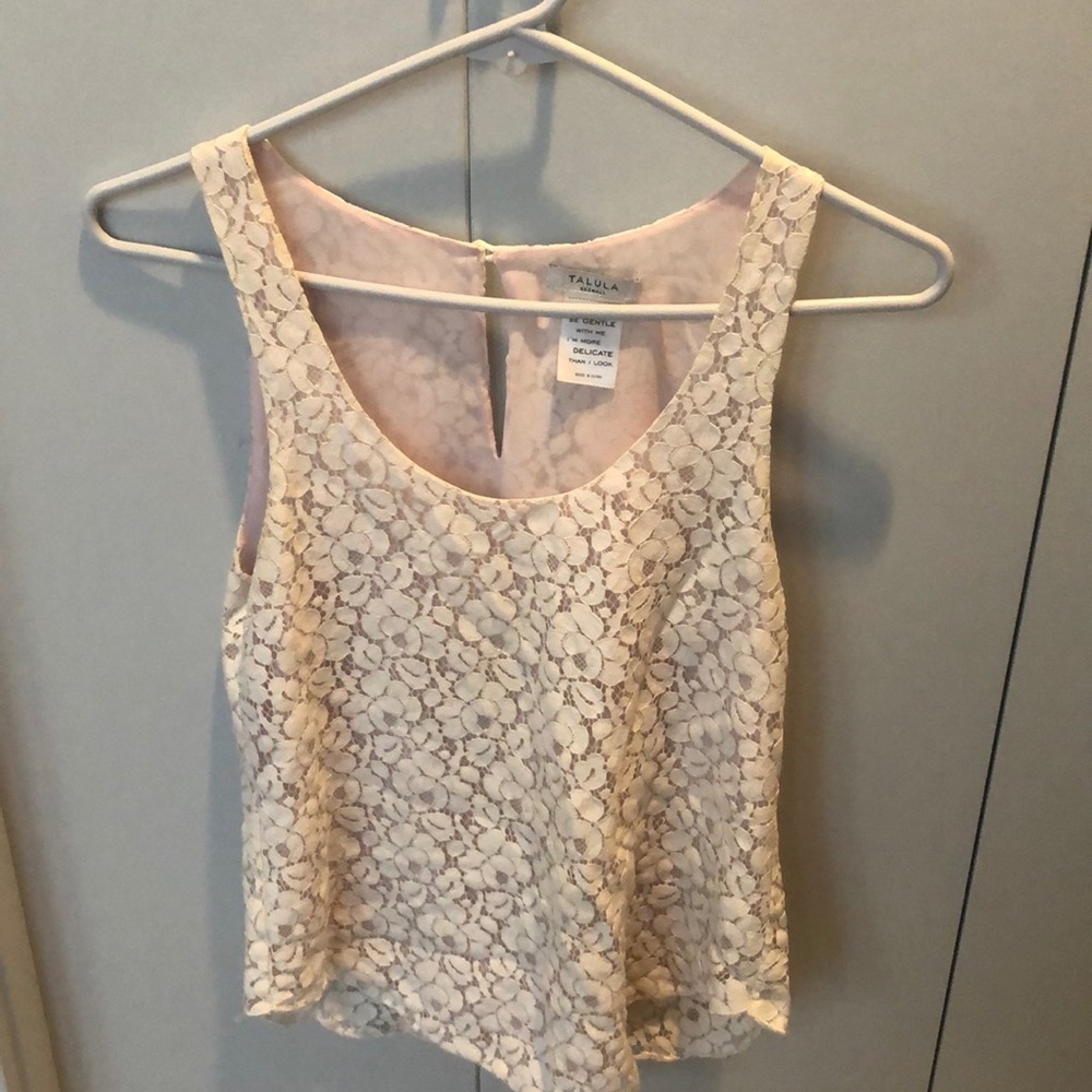 Pretty lace tank top